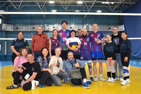 Волебол. Победители и болельщики